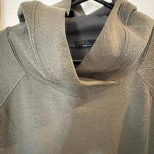Prana Hoodie
